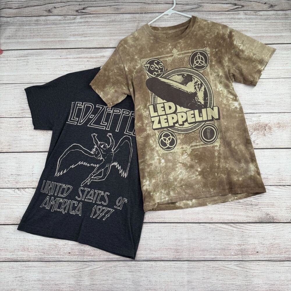 Lot of 2 Led Zeppelin T-Shirts Blimp and 1977 Adult Size S Gray/Tie Dye Beige